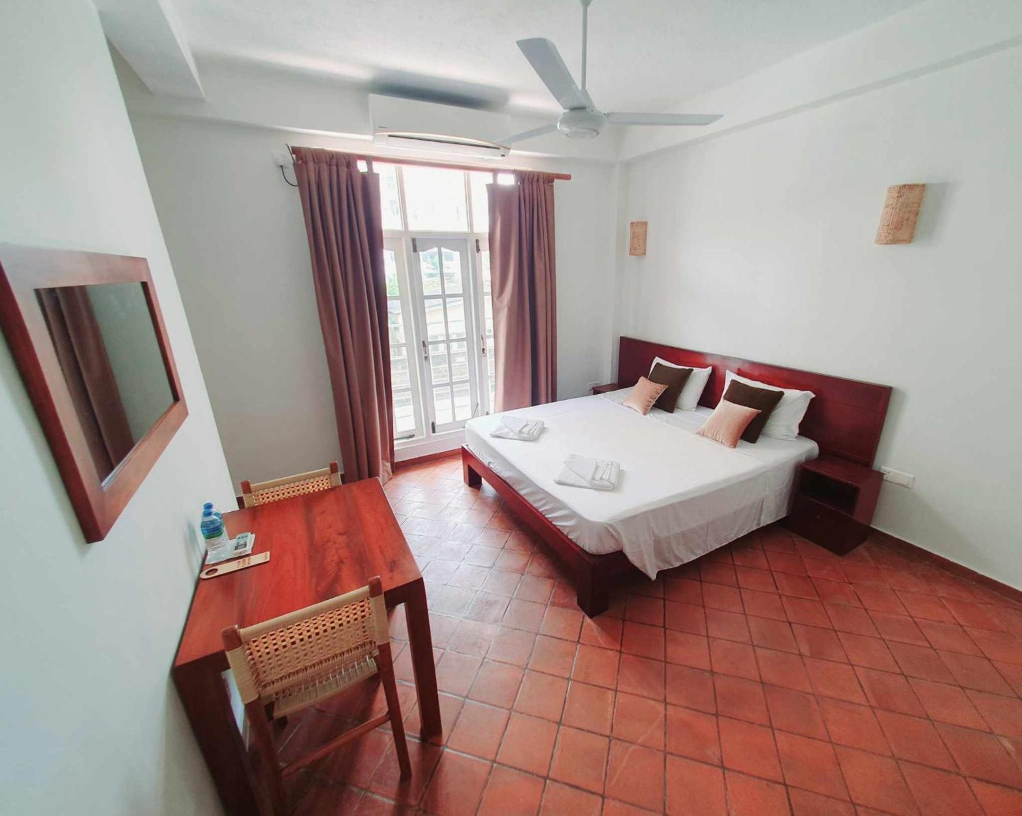 Mountbaylk Hotel Dehiwala-Mount Lavinia Buitenkant foto