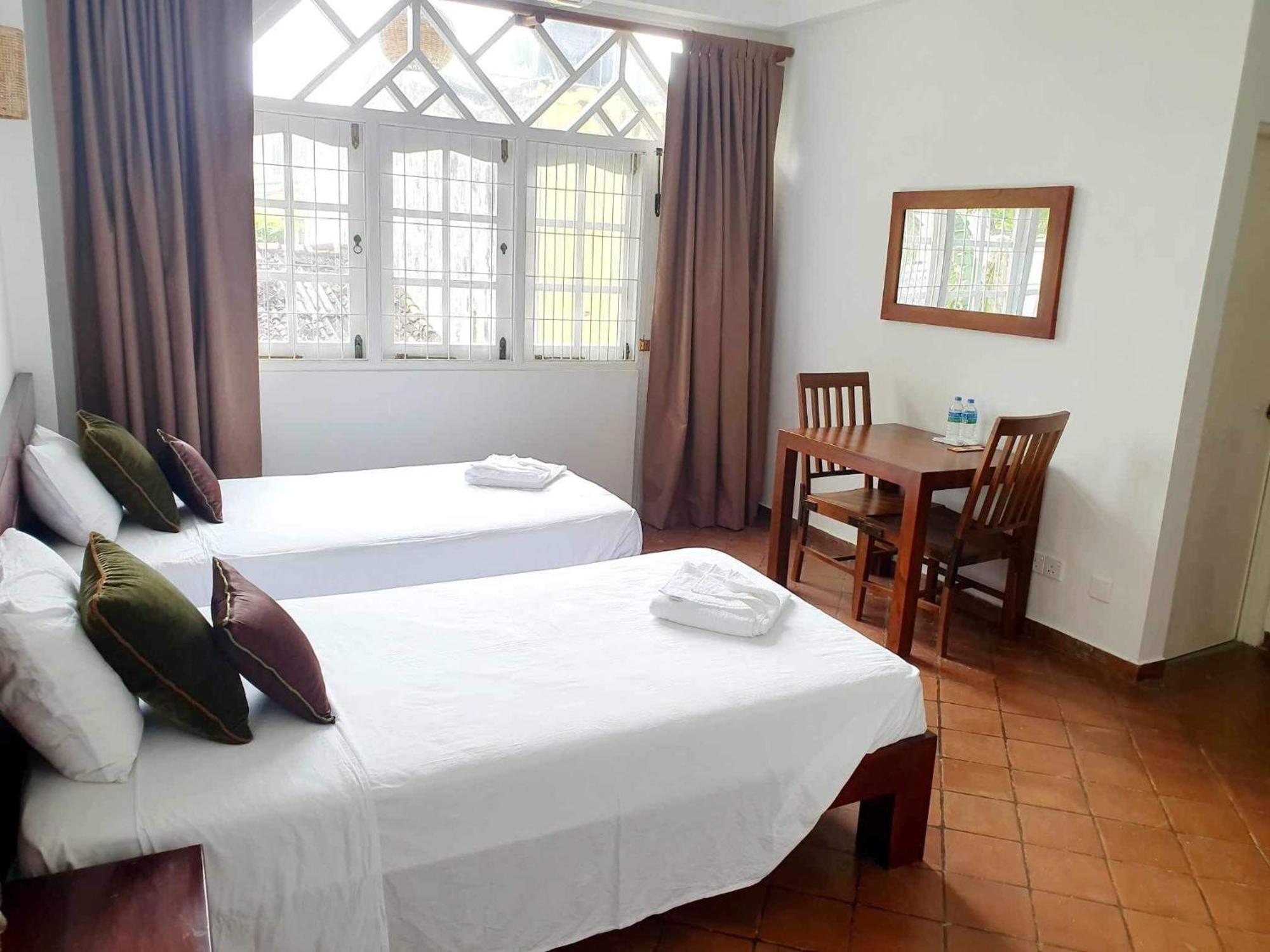 Mountbaylk Hotel Dehiwala-Mount Lavinia Buitenkant foto