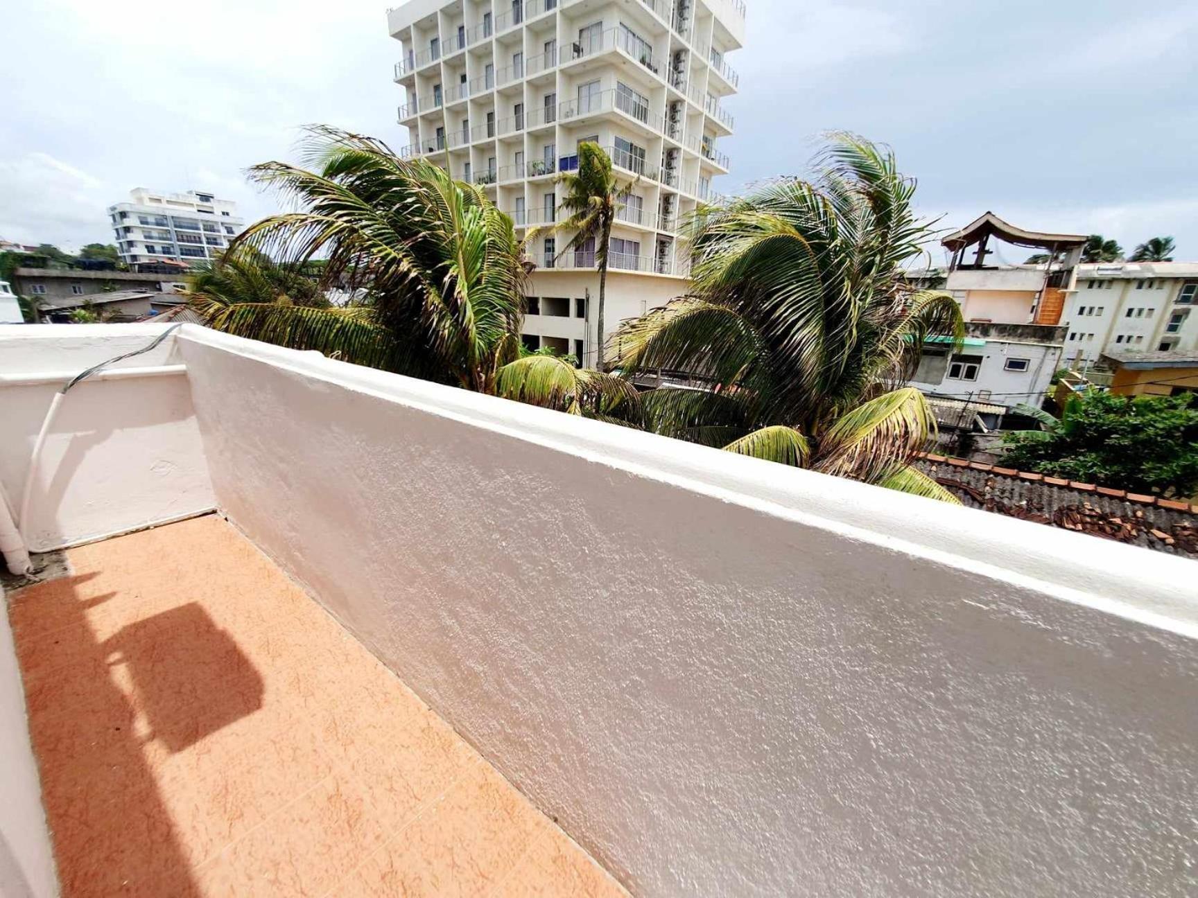 Mountbaylk Hotel Dehiwala-Mount Lavinia Buitenkant foto