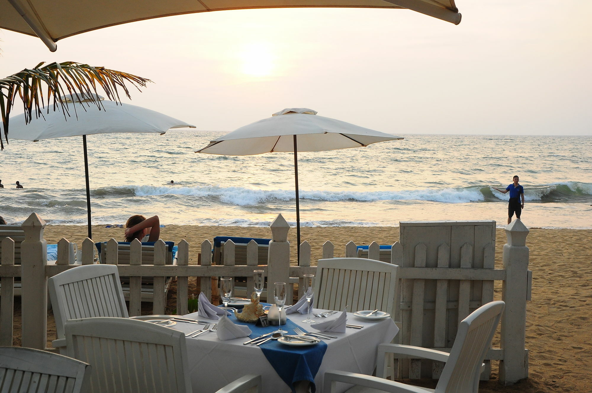 Mountbaylk Hotel Dehiwala-Mount Lavinia Buitenkant foto