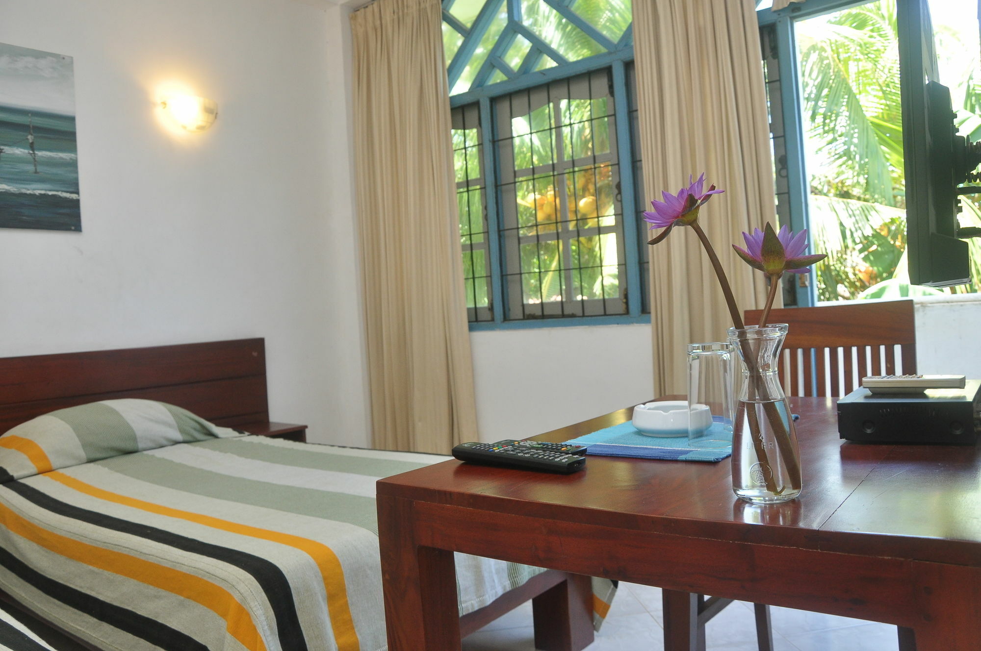 Mountbaylk Hotel Dehiwala-Mount Lavinia Buitenkant foto