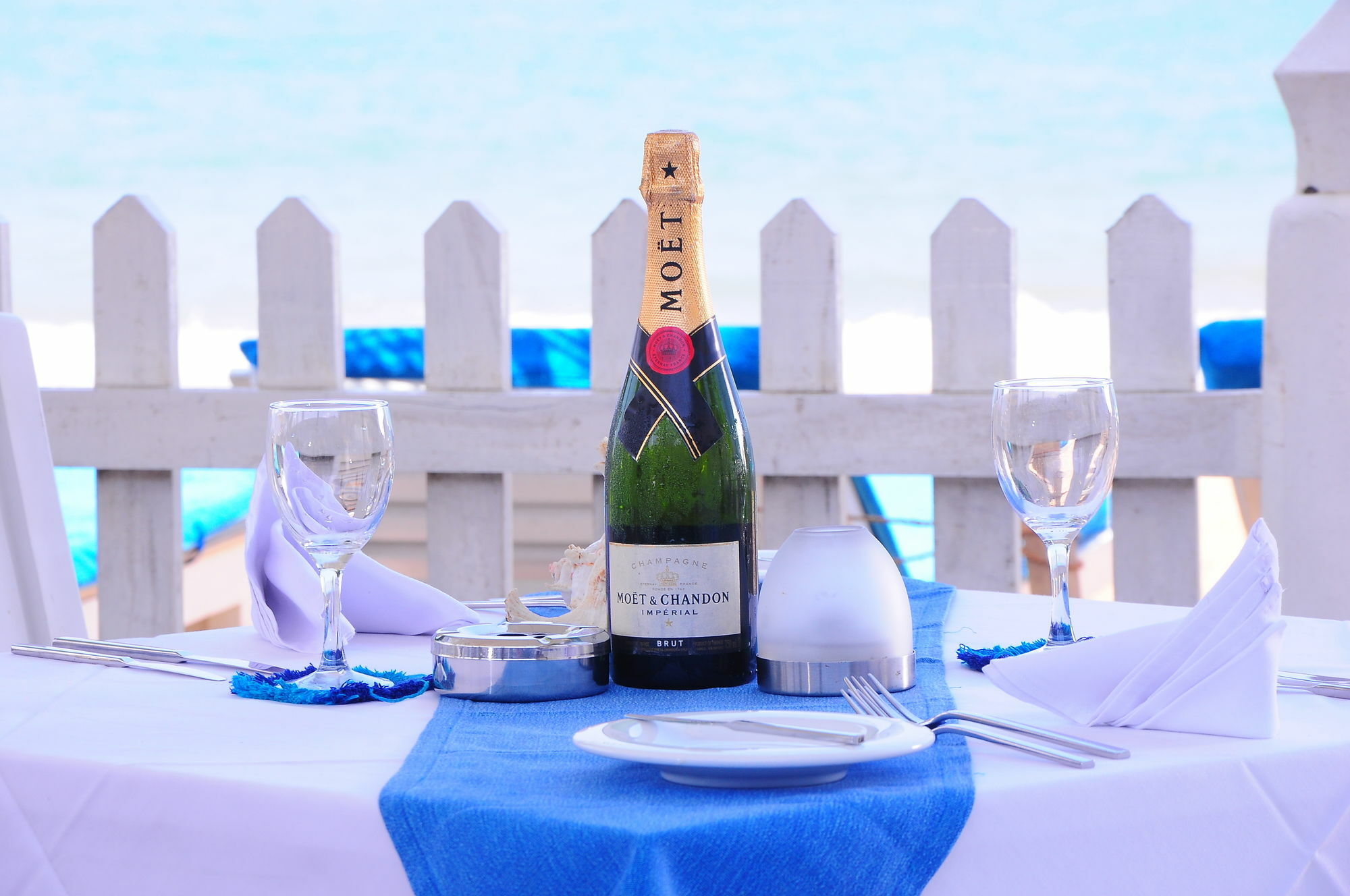 Mountbaylk Hotel Dehiwala-Mount Lavinia Buitenkant foto
